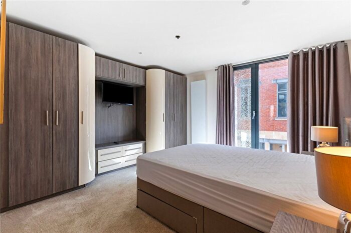 4 Bedroom Terraced House To Rent In Southern Street, Manchester, Greater Manchester, M3