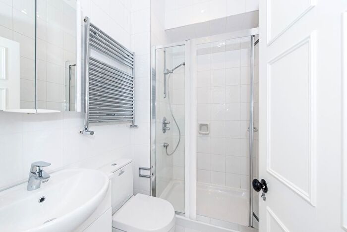 1 Bedroom Flat To Rent In Duncan Street, London, N1
