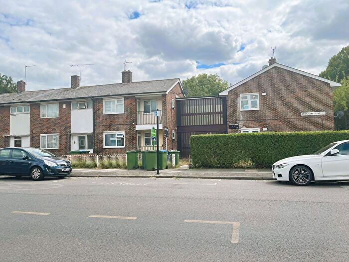 1 Bedroom Flat To Rent In Eynsham Drive, Abbey Wood, SE2