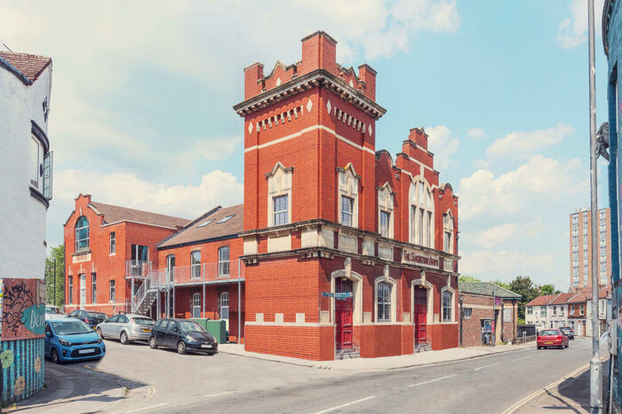 2 Bedroom Flat For Sale In Salvation Army Hall, BS3