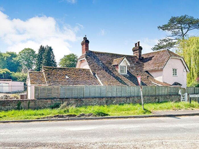 4 Bedroom Property For Sale In Willow Cottage, Salisbury Road, Abbotts Ann, Andover, Hampshire, SP11
