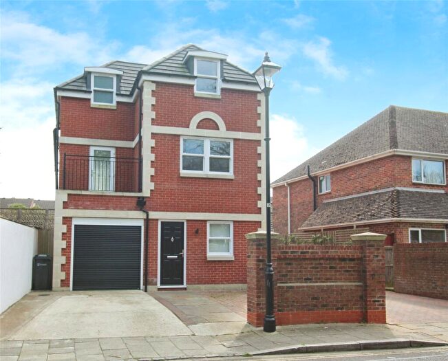 3 Bedroom House To Rent In Malvern Road, Southsea, Hampshire, PO5