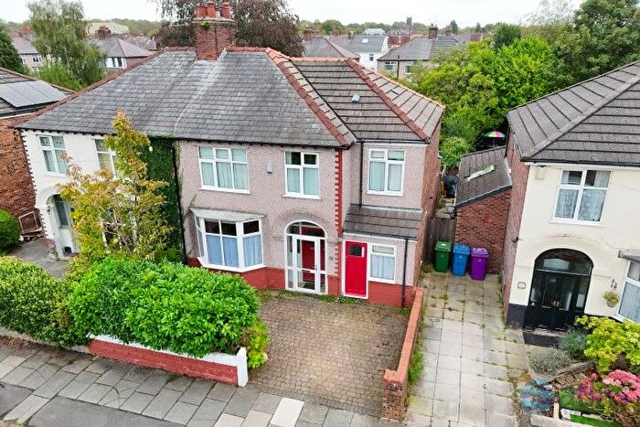 4 Bedroom Semi Detached House For Sale In Meredale Road, Mossley Hill, L18