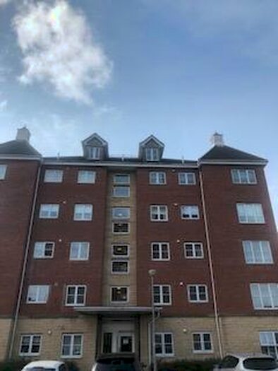 2 Bedroom Flat To Rent In Benn Avenue, Paisley, Renfrewshire, PA1