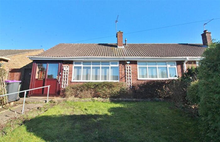 2 Bedroom Semi-Detached Bungalow For Sale In Bridge End Grove, Grantham, NG31