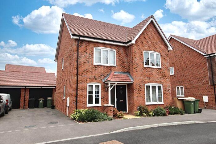 4 Bedroom Detached House For Sale In Oakland Road, Boorley Park, SO32