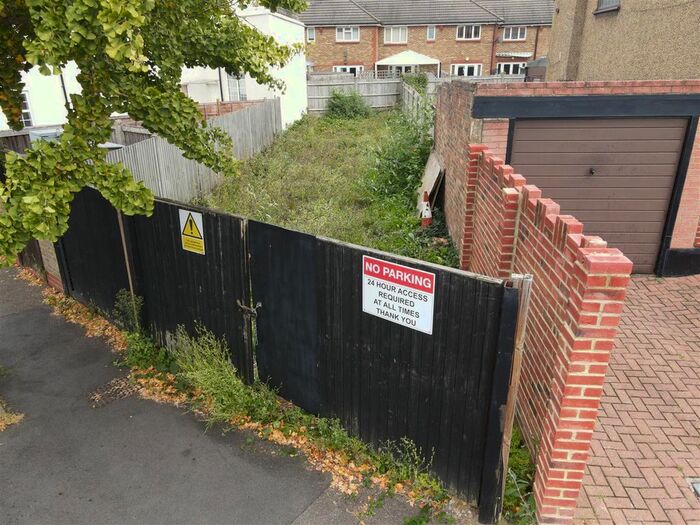 Land To Rent In Wandle Road, Wallington, SM6