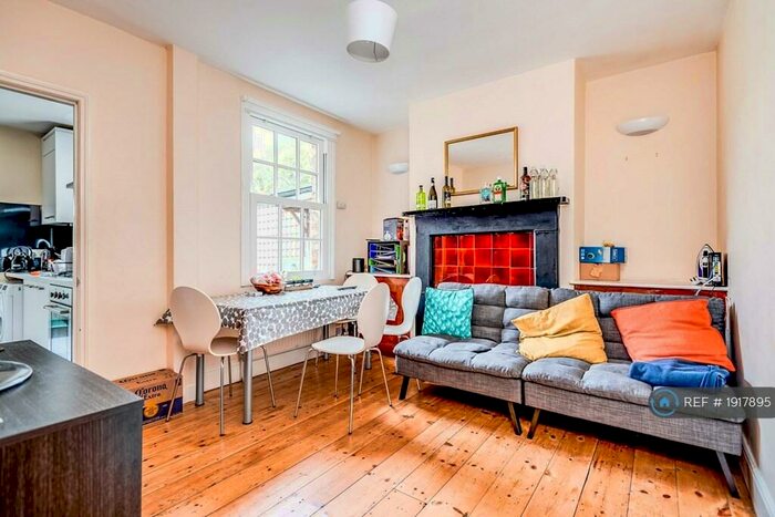 4 Bedroom Terraced House To Rent In Charles Street, Oxford, OX4