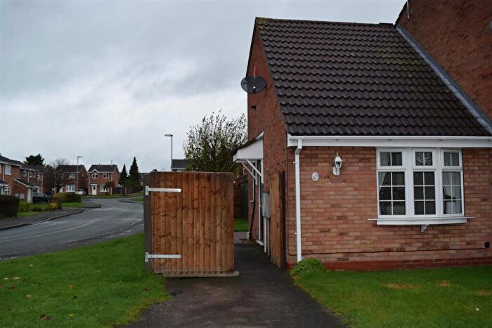 1 Bedroom Semi-Detached House To Rent In Highgrove Close, Stretton, Burton-On-Trent, Staffordshire, DE13