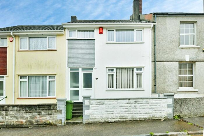 3 Bedroom Terraced House For Sale In Warren Street, Plymouth, PL2