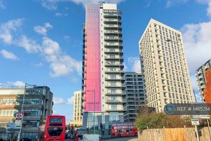 2 Bedroom Flat To Rent In Ilford Hill, Ilford, IG1