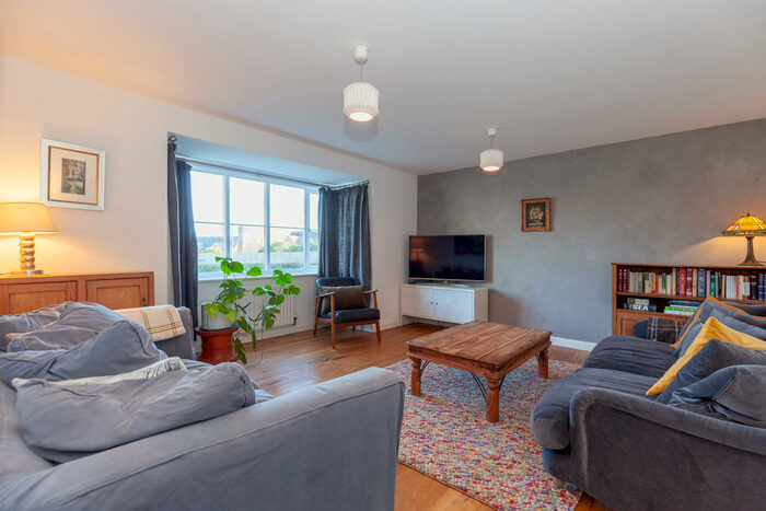 4 Bedroom Detached House To Rent In Millais Close, Oxford, OX2