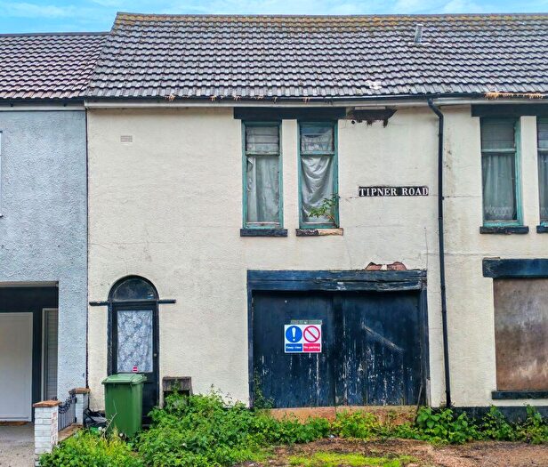 1 Bedroom Flat For Sale In Tipner Road, Portsmouth, PO2