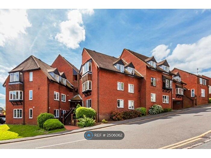 1 Bedroom Flat To Rent In The Mount, Guildford, GU2