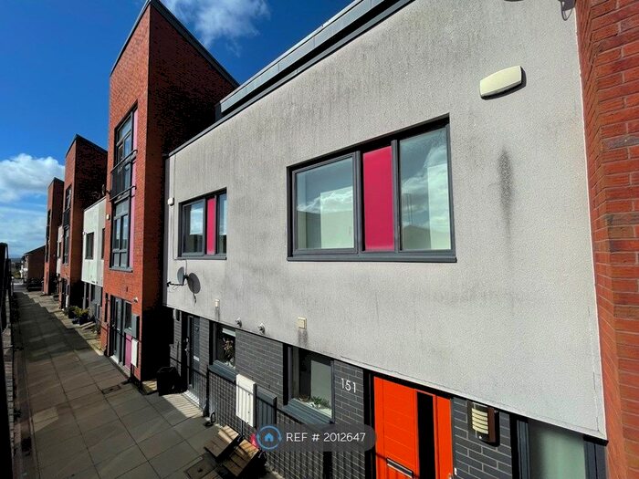 3 Bedroom Terraced House To Rent In Wellington Road, Toxteth, Liverpool, L8