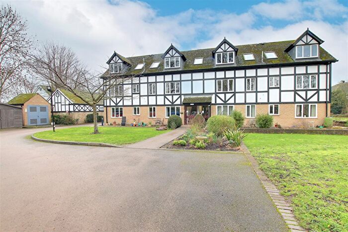 1 Bedroom Flat For Sale In West Street, Godmanchester, Huntingdon, PE29