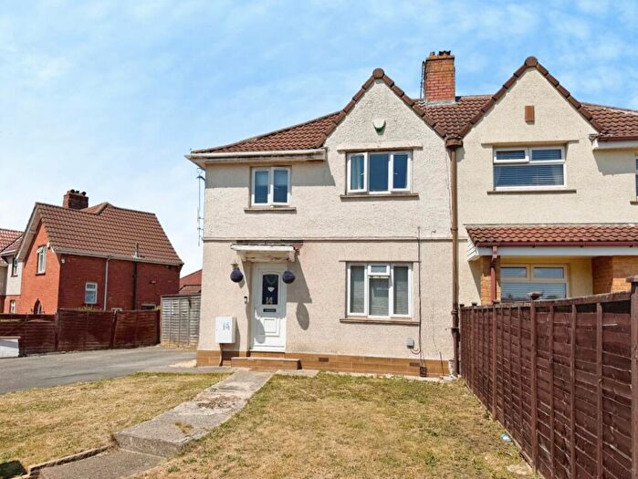 3 Bedroom Semi-Detached House For Sale In Colchester Crescent, Knowle, Bristol, BS4