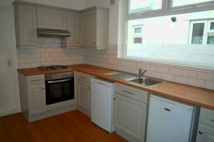 3 Bedroom Terraced House To Rent In Tottenham Road, Portsmouth, PO1