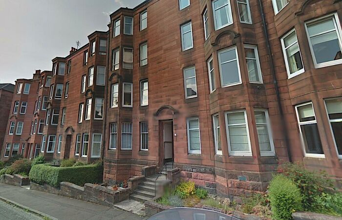 2 Bedroom Flat To Rent In Garrioch Crescent, North Kelvinside, Glasgow, G20