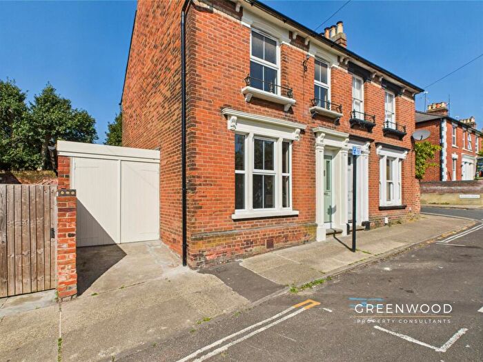 3 Bedroom Semi-Detached House To Rent In Rawstorn Road, Colchester, CO3
