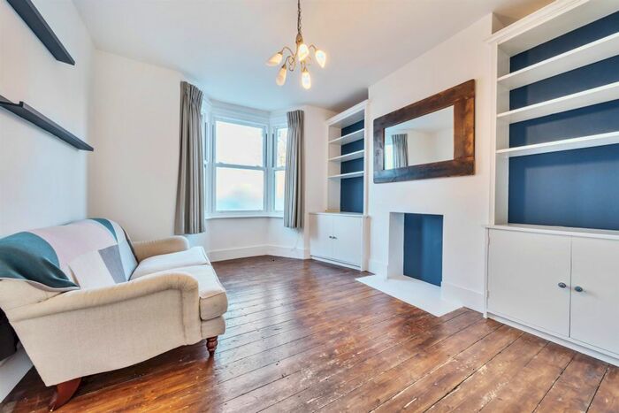 1 Bedroom Flat To Rent In Atheldene Road, London, SW18