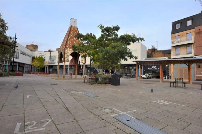 2 Bedroom Flat To Rent In Southwark Park Road, London, SE16