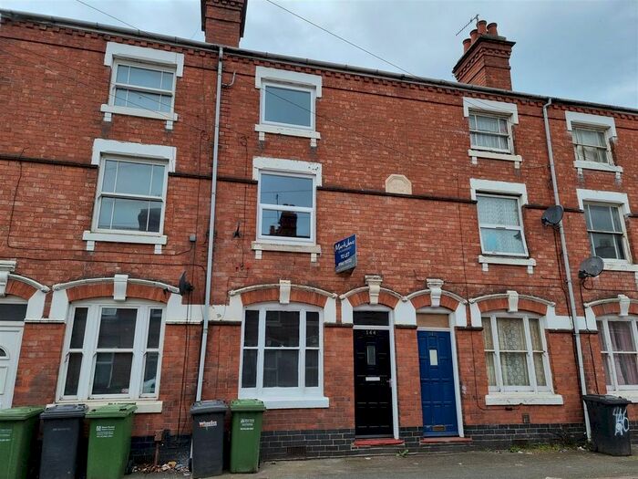3 Bedroom Terraced House To Rent In Park Street, Kidderminster, DY11