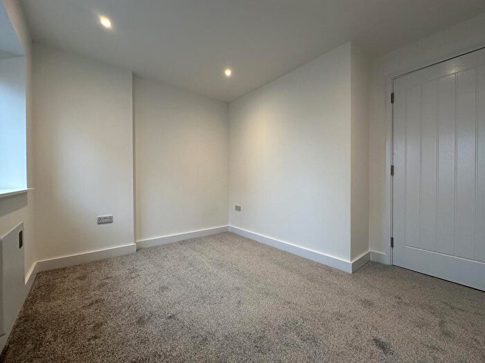 2 Bedroom Apartment To Rent In Crosby Road North, Waterloo, Liverpool, L22