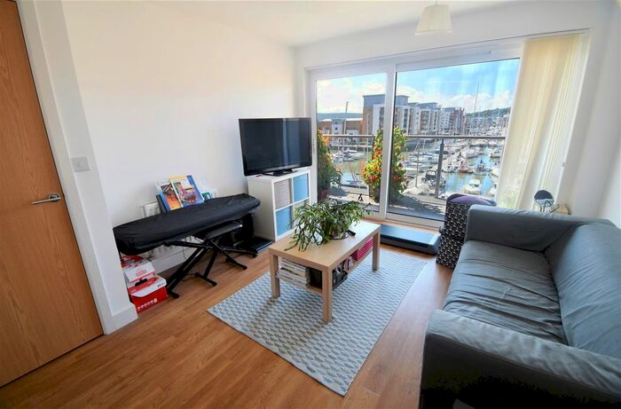 1 Bedroom Flat For Sale In Newfoundland Way, Portishead, Bristol, BS20