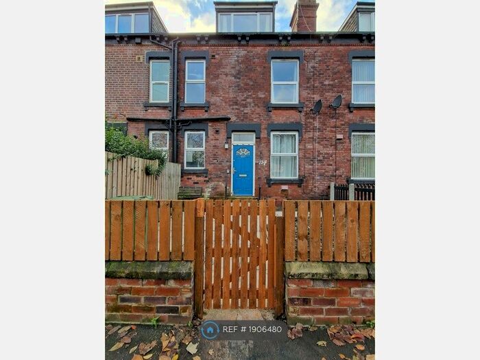 2 Bedroom Terraced House To Rent In Moor Road, Hunslet, Leeds, LS10