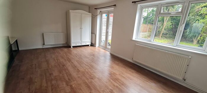 3 Bedroom Terraced House To Rent In Burnley Road, Dollis Hill, NW10