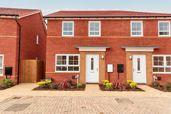 3 Bedroom Semi-Detached House To Rent In Fern Way, Overstone, NN6