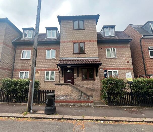 2 Bedroom Flat For Sale In Flat, Vinewood Court, Raglan Road, Walthamstow, London, E17