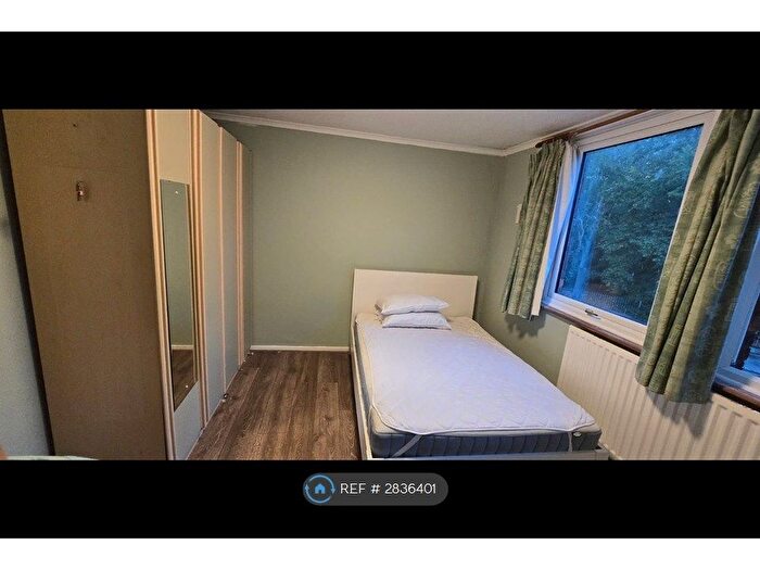 4 Bedroom End Of Terrace House To Rent In Silver Street, London, N18