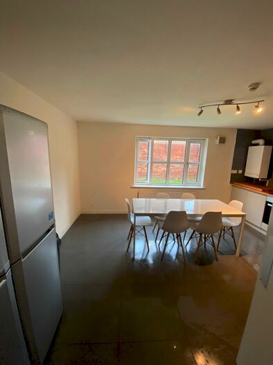 6 Bedroom Town House To Rent In Denison Court Denison Street, Nottingham, NG7