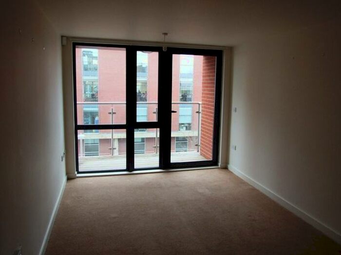 2 Bedroom Apartment To Rent In Freedom Quay, Railway Street, Hull, HU1