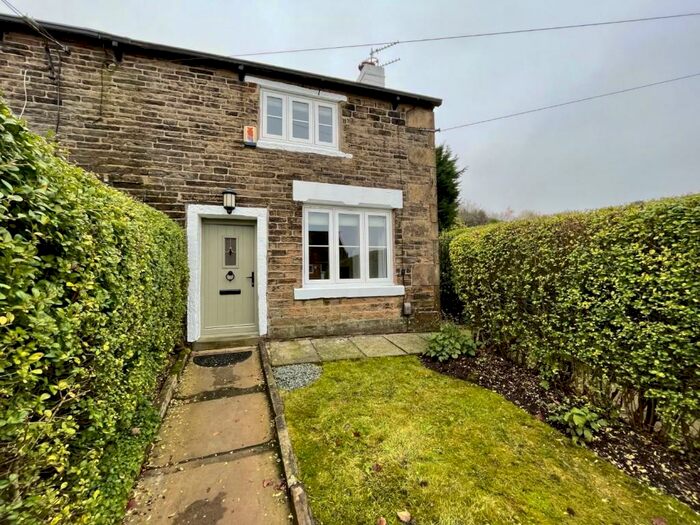 2 Bedroom Terraced House To Rent In Tottington Road, Bolton, BL2