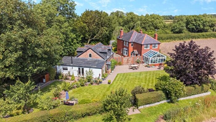 5 Bedroom Detached House For Sale In Rake Lane, Eccleston, Chester, CH4