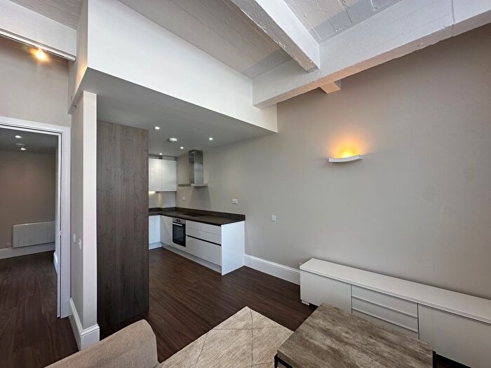 2 Bedroom Flat To Rent In Dingley Road, Old Street, London, EC1V