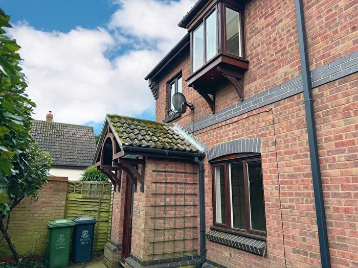 3 Bedroom End Of Terrace House To Rent In Thames Way, Caister-on-sea, NR30