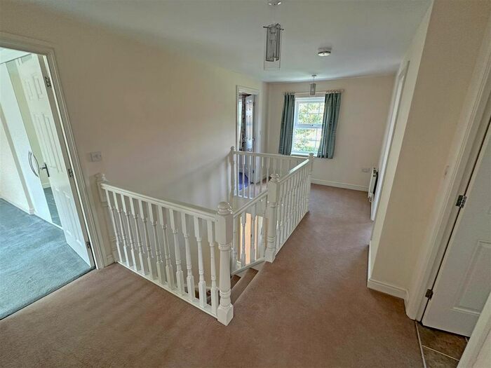 4 Bedroom Detached House For Sale In Valley Gardens Kingsway, Quedgeley, Gloucester, GL2