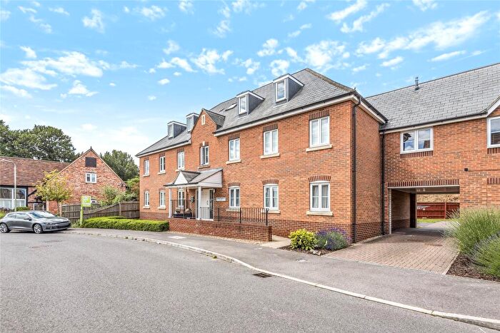 2 Bedroom Apartment To Rent In Gloucester Avenue, Shinfield, Berkshire, RG2