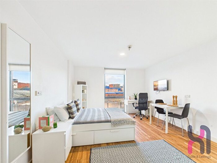 Property To Rent In The Studios, Plaza Boulevard, Liverpool, L8