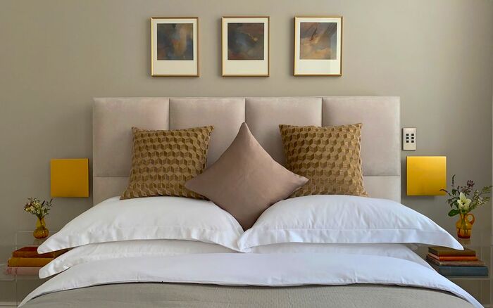 3 Bedroom Flat To Rent In Hans Crescent, London, SW1X