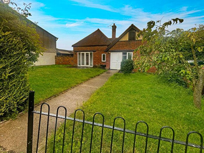 2 Bedroom Detached House To Rent In Mowden Hall Lane, Hatfield Peverel, Chelmsford, CM3