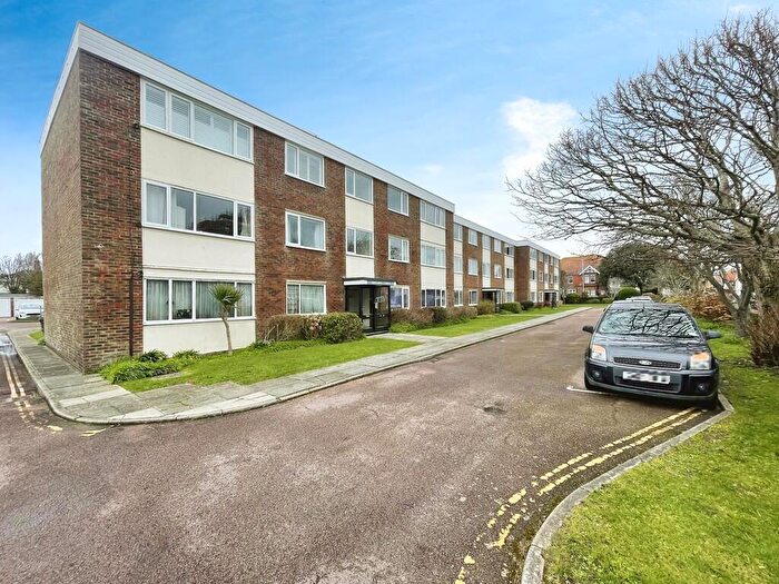2 Bedroom Flat To Rent In Bath Road, Worthing, BN11