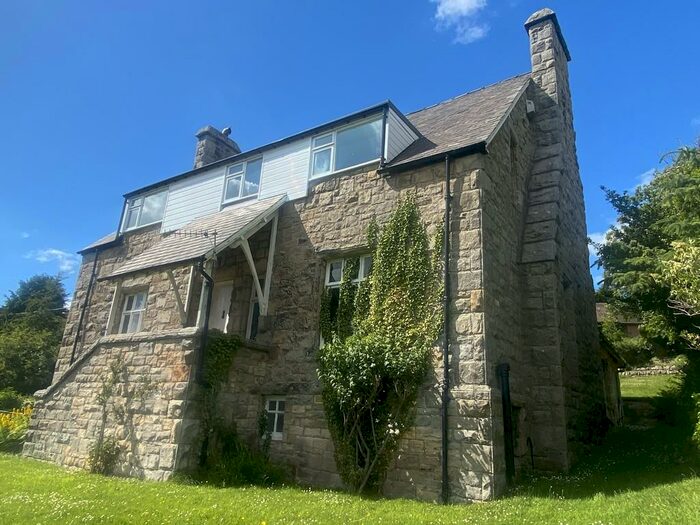 4 Bedroom Detached House For Sale In Brackenrigg, Rothbury, NE65