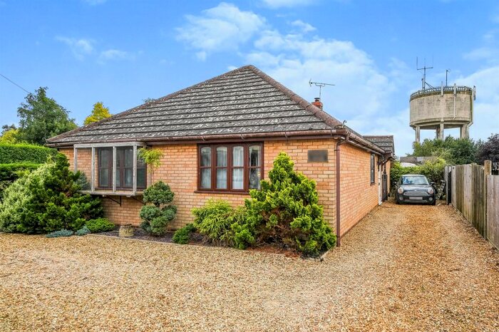 3 Bedroom Detached Bungalow For Sale In Foresters Avenue, Hilgay, Downham Market PE38
