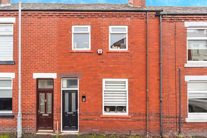 3 Bedroom Terraced House For Sale In Bradshaw Street, Wigan, WN1