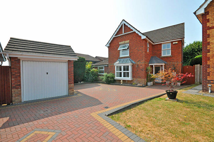 3 Bedroom Detached House For Sale In Extended Modern Home, Groes Close, Newport, NP10